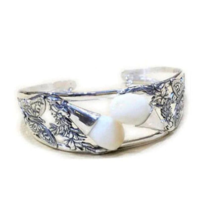 brazalete-perla-de-venado-con-hojas-y-flores-en-plata-1