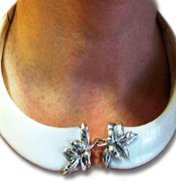 collar-jabali-centro-hojas-bellotas-con-plata-3