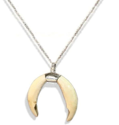 collar-luna-colmillos-jabali-con-plata-1