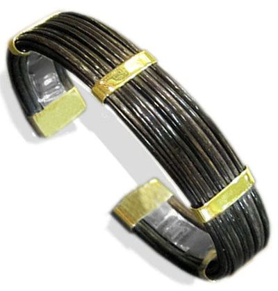 pulsera-ancha-plana-pelo-bufalo-en-oro-18-kilates-y-base-plata-foto-2