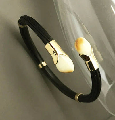 pulsera-cruzada-perla-venado-con-oro-18-kilates-y-pelo-de-bufalo-africano-4