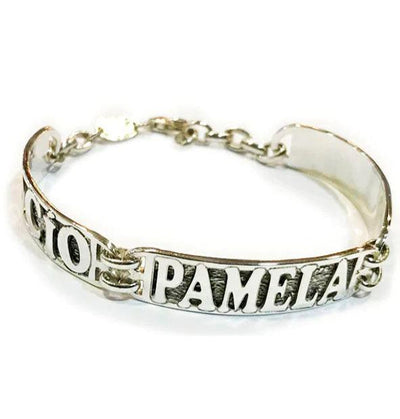 pulsera-nombres-personalizado-en-relieve-en-plata